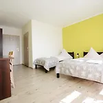 Bed & Breakfast Neptun 3*